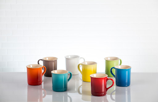 Kitchen Supply Store «Le Creuset», reviews and photos, 111 Nut Tree Rd b, Vacaville, CA 95687, USA