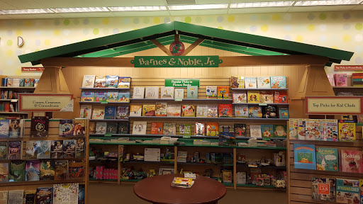 Book Store «Barnes & Noble», reviews and photos, 6002 Slide Rd, Lubbock, TX 79414, USA