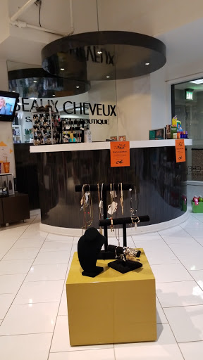 Boutique «Beaux Cheveux Salon», reviews and photos, 401 SE 6th St #102, Evansville, IN 47713, USA