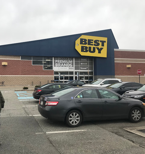 Electronics Store «Best Buy», reviews and photos, 675 US-1, Iselin, NJ 08830, USA