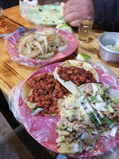 tacos el moreno - C. 16 de Septiembre 15, Los Saucos, 43780 Singuilucan, Hgo., Mexico