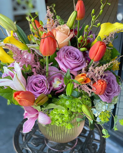 Florist «East Bay Flowers», reviews and photos, 1200 E 14th St, San Leandro, CA 94577, USA