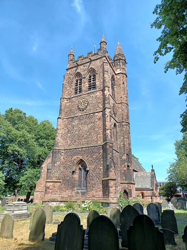 Reviews of St Thomas's C of E Church in Warrington - Church