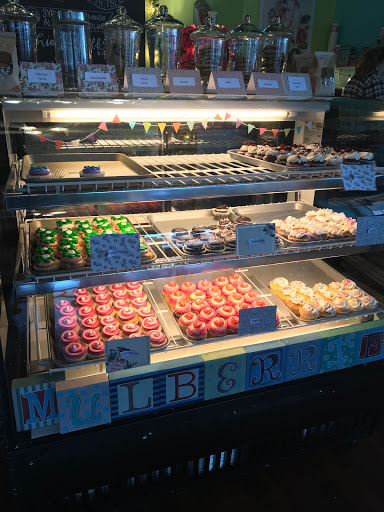 Bakery «Mulberries Cake Shop», reviews and photos, 2027 E Colfax Ave, Denver, CO 80206, USA
