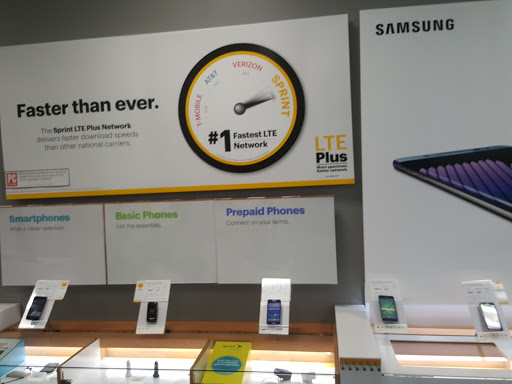 Cell Phone Store «Sprint Store», reviews and photos, 600 W Rte 66 #101, Glendora, CA 91740, USA