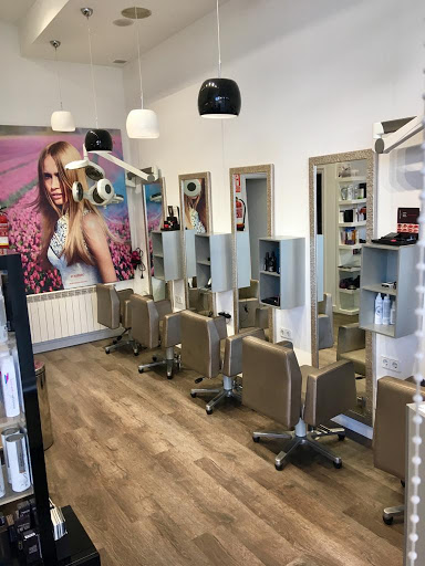 D2 Peluquería y Estética en Vitoria-Gasteiz, Álava