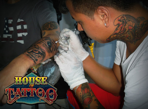 House of Tattoo - Alejo Tatto