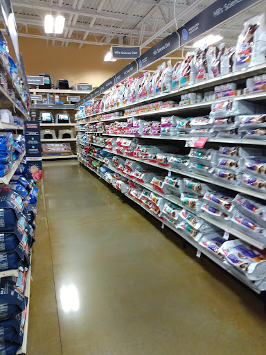 Pet Supply Store «PetSmart», reviews and photos, 421 Commerce Dr, Victor, NY 14564, USA