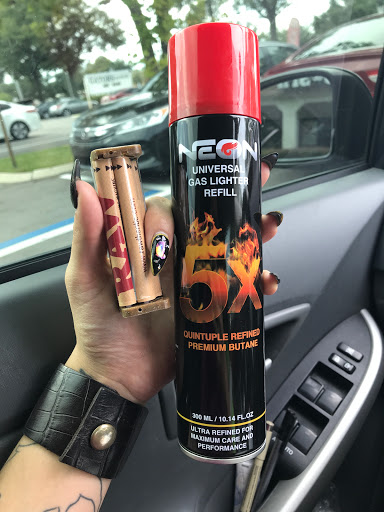 Tobacco Shop «The Hideaway Smoke Shop», reviews and photos, 5275 Red Bug Lake Rd #125, Winter Springs, FL 32708, USA