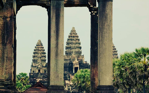 Angkor Wat Small Tour image