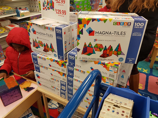 Educational Supply Store «Lakeshore Learning Store», reviews and photos, 27500 Chagrin Blvd, Woodmere, OH 44122, USA