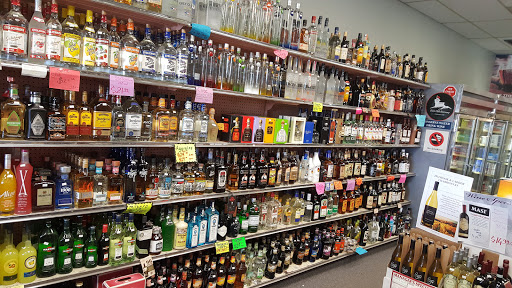 Liquor Store «Norwood Wines & Liquors», reviews and photos, 140 Nahatan St, Norwood, MA 02062, USA