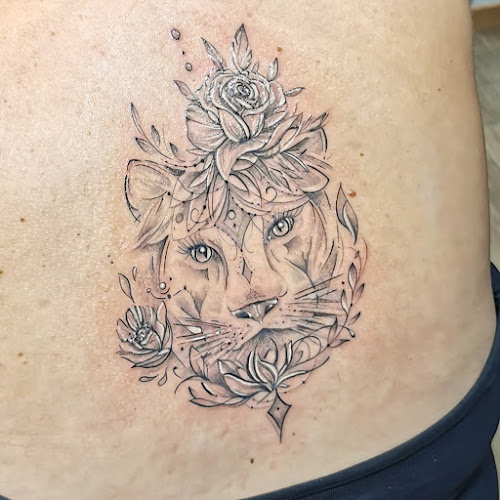 Flakytattoo - Tatouage et Cover à Neuchâtel - Bern