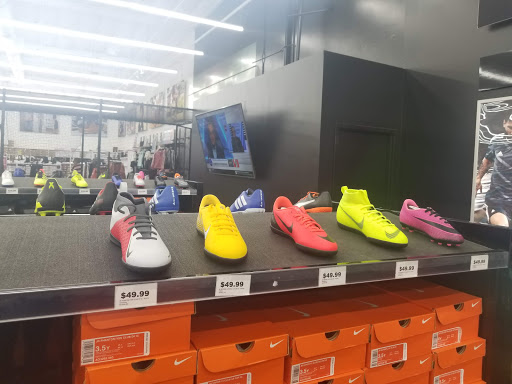 Shoe Store «WSS», reviews and photos, 2520 S Bristol St, Santa Ana, CA 92704, USA