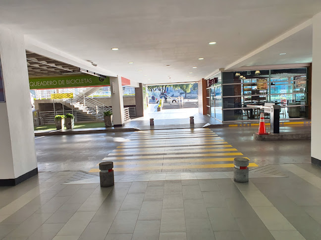 Teléfono de Granados Plaza