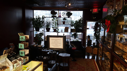 Tobacco Shop «Euphoria Cigar and Hookah Lounge», reviews and photos, 1565 Black Rock Turnpike, Fairfield, CT 06825, USA