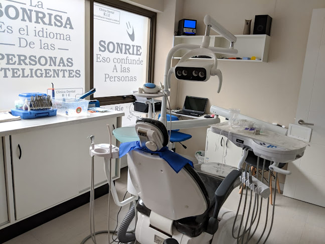 Comentarios y opiniones de Clinica Dental RIE-Centro