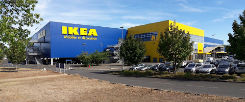 Magasin d'ameublement et de décoration IKEA Tours Tours