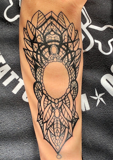 Tattoo and Piercing Shop «Lunchbox Tattoo & Body Piercing», reviews and photos, 3604 N Chapel Hill Rd, Johnsburg, IL 60050, USA