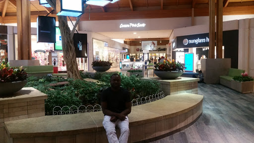 Shopping Mall «Louis Joliet Mall», reviews and photos, 3340 Mall Loop Dr, Joliet, IL 60431, USA