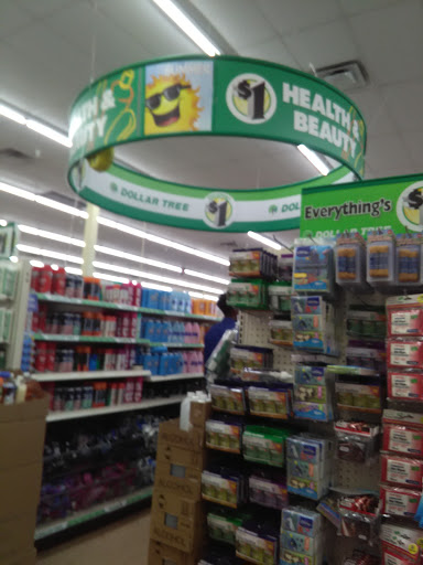 Dollar Store «Dollar Tree», reviews and photos, 135 Bloomfield Ave, Bloomfield, NJ 07003, USA