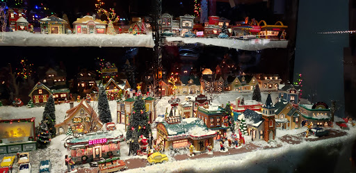 Shopping Mall «Lincoln Shopping Center», reviews and photos, 374 Lincoln Center, Stockton, CA 95207, USA