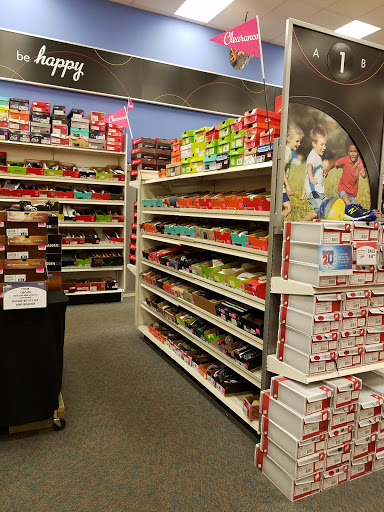 Shoe Store «Shoe Carnival», reviews and photos, 3247 N Pleasantburg Dr, Greenville, SC 29609, USA