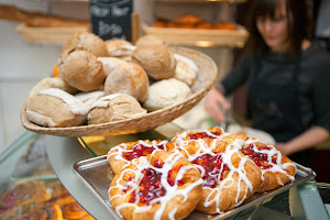 Real Patisserie Trafalgar Street