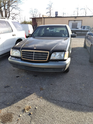 Auto Body Shop «Williamson Body Shop», reviews and photos, 4022 E 26th St, Indianapolis, IN 46218, USA