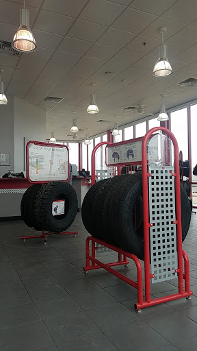 Tire Shop «Discount Tire Store - Cedar Rapids, IA», reviews and photos, 3050 Wiley Blvd SW, Cedar Rapids, IA 52404, USA