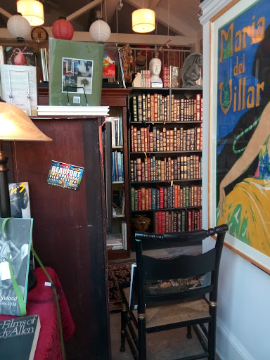 Book Store «NeverMore Books», reviews and photos, 702 Craven St, Beaufort, SC 29902, USA