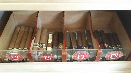 Tobacco Shop «Best Smoke», reviews and photos, 2120 S MacDill Ave, Tampa, FL 33629, USA