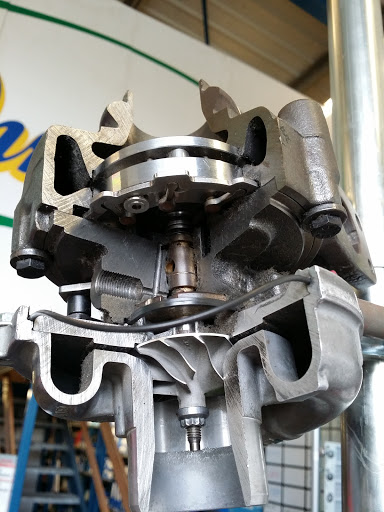 Photo 2 - Auto Pieces 31