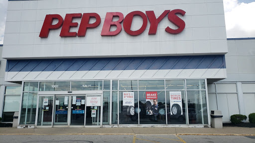 Auto Parts Store «Pep Boys Auto Parts & Service», reviews and photos, 1001 Breckenridge Ln, Louisville, KY 40207, USA