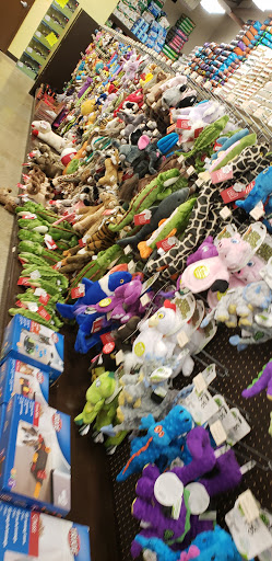 Pet Supply Store «Premier Pet Supply», reviews and photos, 31215 Southfield Rd, Beverly Hills, MI 48025, USA