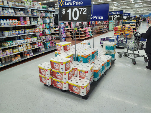 Department Store «Walmart Supercenter», reviews and photos, 16865 Clover Rd, Noblesville, IN 46060, USA