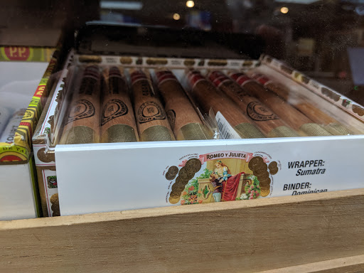 Liquor Store «114 Liquors Inc», reviews and photos, 80 Winthrop Ave, Lawrence, MA 01843, USA