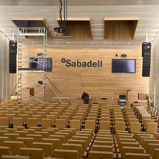INSTALSERVIS · Electricidad, climatización, agua, gas, energía solar en Corró d'Avall, Barcelona