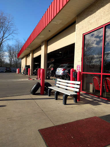 Tire Shop «Discount Tire Store - Troy, MI», reviews and photos, 3439 Rochester Rd, Troy, MI 48083, USA