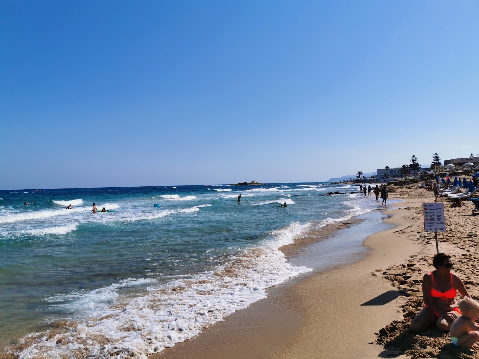 Photo of Paralia Mallion with blue pure water surface