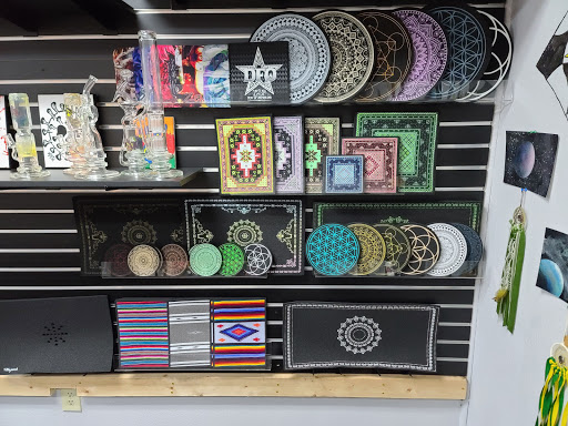 Tobacco Shop «Lifestyle Smoke Shop», reviews and photos, 712 S US Hwy 17 92, Longwood, FL 32750, USA