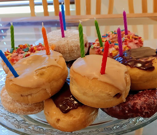 Donut Shop «Donut Kingdom», reviews and photos, 685 W Tennessee St, Tallahassee, FL 32304, USA