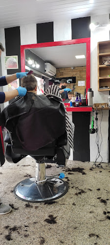 Victor barber shop - Canelones