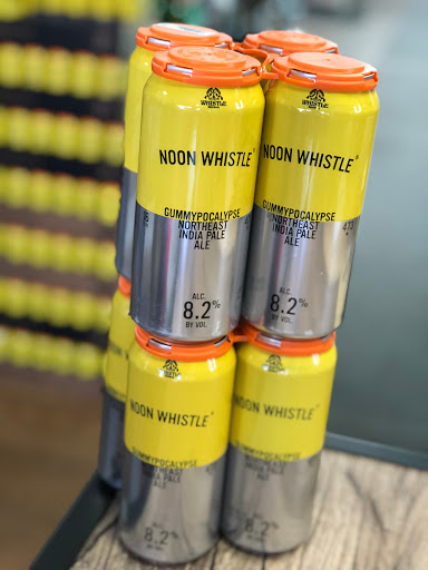 Liquor Store «The Craft Beer Store Libertyville», reviews and photos, 107 W Church St, Libertyville, IL 60048, USA