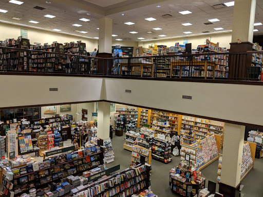 Barnes & Noble image
