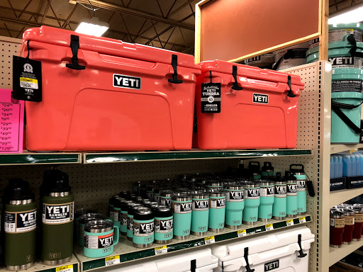 Work Clothes Store «Home of Economy», reviews and photos, 2102 2nd Ave W, Williston, ND 58801, USA