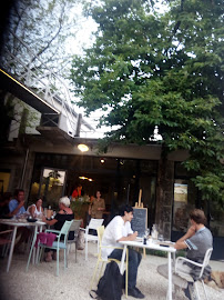 Atmosphère du Restaurant français LA PASSERELLE à Lablachère - n°2