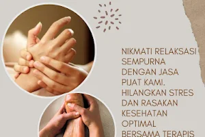 Natural Massage Home service image