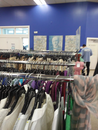 Thrift Store «Goodwill Industries Store & Donation Center», reviews and photos, 720 Hoosick Rd, Troy, NY 12180, USA