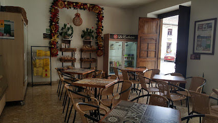 La Exclusiva Panadería Pastelería Café - Parque Principal, Cra. 6 #4-22, Salamina, Caldas, Colombia